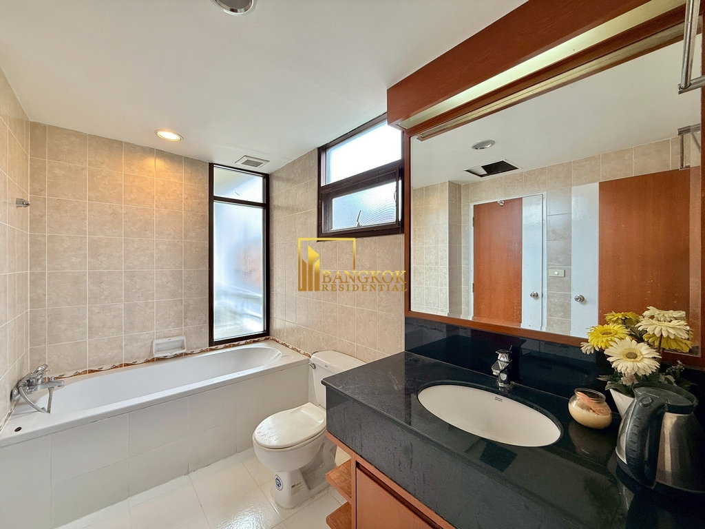 picture Expansive 3 Bedroom Apartment For Rent in Phrom Phong - BR20791AP - 28/35