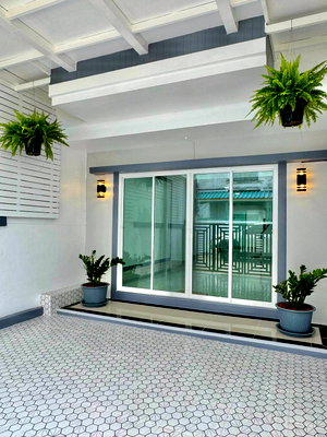 Townhouses for sale : ⭐✨RH-020 Townhouse for Sale at Jitnarong Garden House ✨⭐