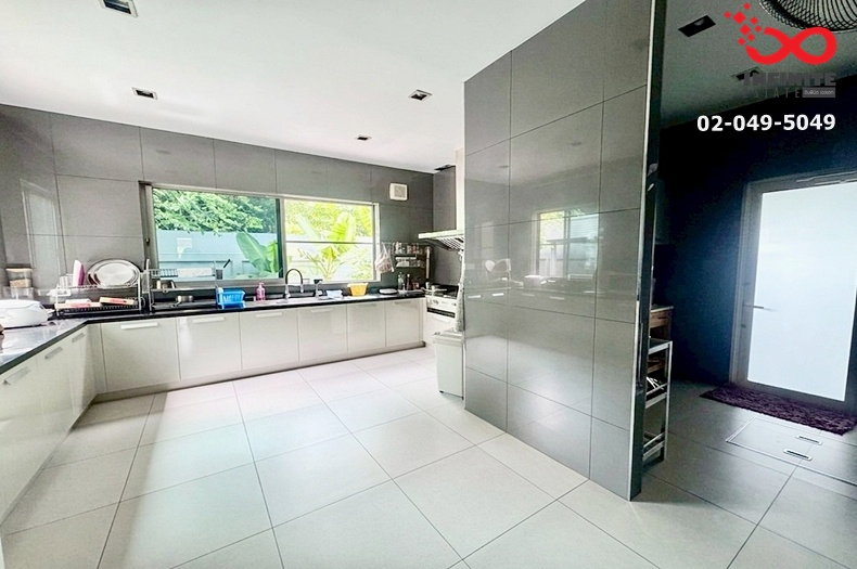 รูป ขายบ้านเดี่ยว 2 ชั้น โครงการปัญญาอินทรา P1 บนที่ดินมากถึง 620 ตรว. แปลงริม   - รูปที่ 10/18