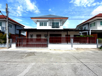 บ้านเดี่ยว ม.เทคโนโลยีมหานคร : [ขาย] บ้านเดี่ยวหลังใหญ่ 5 นอน รีโนเวทใหม่เอี่ยม สภาพมือหนึ่ง! ม.เพ็ญศิริ 4 คู้ขวา-หนองจอก ทำเลดี ใกล้โลตัสและบิ๊กซี