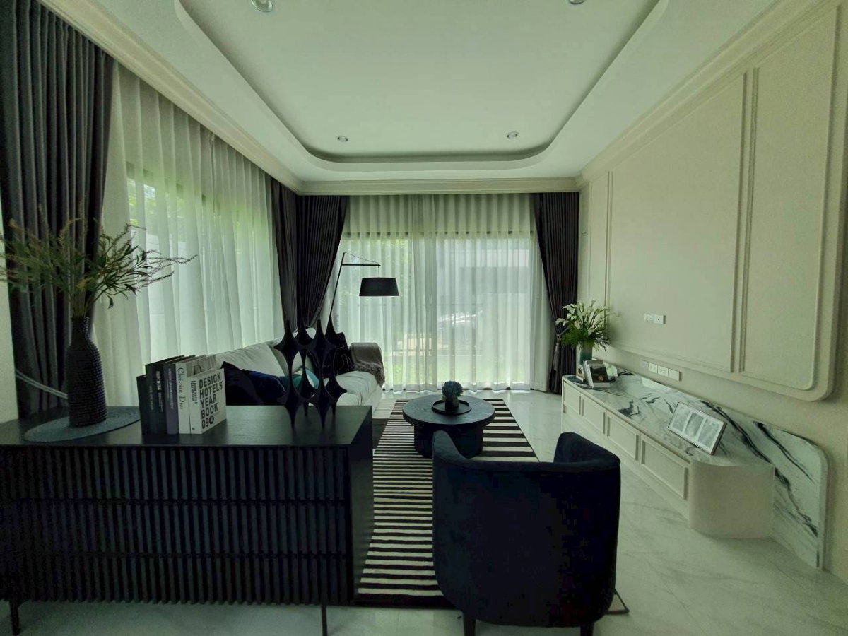 รูป ขายบ้านเดี่ยวหลังมุม Modern Luxury พร้อมอยู่ ชีวารมย์ นครอินทร์ บ้านสวย หลังมุมด้านใน - รูปที่ 12/12