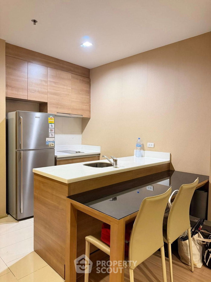 รูป คอนโด 1 ห้องนอน ชั้น 24 พท. 46 ตร.ม. | Rhythm Ratchada-Huaikwang ใกล้ MRT ห้วยขวาง 100 ม. (ID 2537884) - รูปที่ 5/10