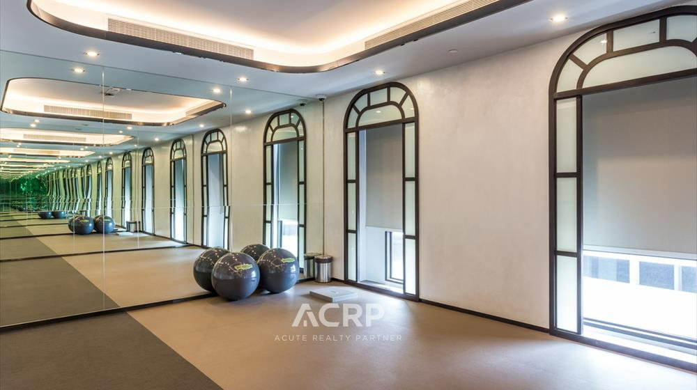 picture 🏢 Muniq Langsuan – Luxury Condo with Tenant Pet Friendly - 25/30