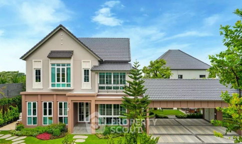 Pet-Friendly 4-Bed House For Sale, Saransiri Grande Phutthamonthon Sai 3 (ID 2009148)