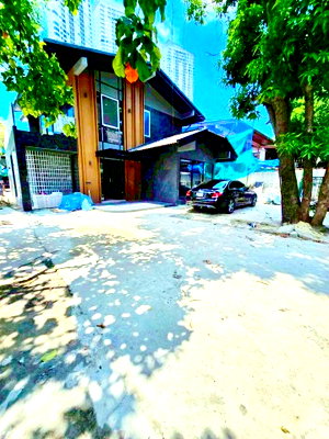สำนักงานให้เช่า : ใกล้ BTS ปุณณวิถี 400 ม.ทรู ดิจิทัล พาร์ค 60 ตร.ว.240 ตร.ม นานาชาติแองโกลสิงคโปร์ 200ม. commercial space ปรับปรุงใหม่