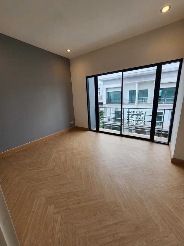 picture townhome modern 3 floor at nice watcharapol 9 - 13/22