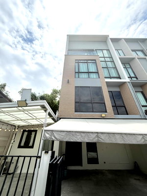 ขายทาวน์โฮม : ขาย ทาวน์โฮม Estara Haven พัฒนาการ 20 หลังมุม ใหญ่สุดในโครงการ 39.1 ตร.วา 4 ห้องนอน ตกแต่งครบ พร้อมอยู่