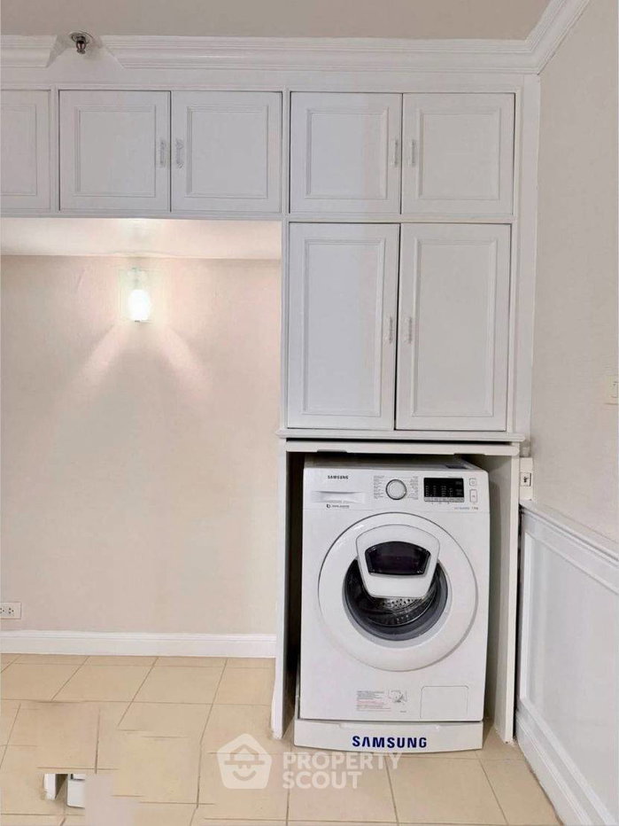 picture 2-BR Condo At Las Colinas, 100m to BTS Asoke, 48,000 THB (ID 2729003) - 9/11