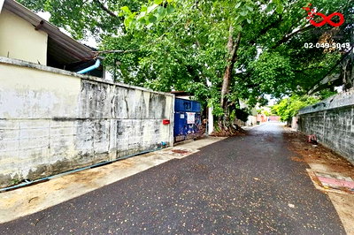 ที่ดิน ม.หอการค้าไทย : ขายที่ดิน 110 ตร.ว. ถ.สุทธิสารวินิจฉัย ซอยพุ่มอุไร  พร้อมสิ่งปลูกสร้าง ใกล้ MRT สุทธิสาร