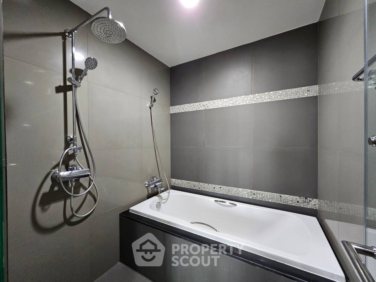 รูป 1 ห้องนอน 45 ตร.ม. คอนโด The Crest สุขุมวิท 34 ใกล้ BTS ทองหล่อ 200 ม. (ID 2737182) - รูปที่ 8/9
