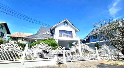ขายบ้านเดี่ยว : บ้านเดี่ยวพร้อมอยู่ คันทรีโฮม 2 สุรศักดิ์ ศรีราชา เหมาะสำหรับครอบครัว