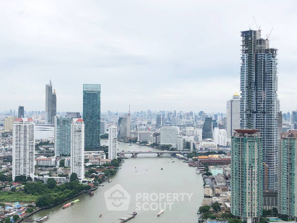 รูป คอนโด 3 ห้องนอน 160 ตร.ม. ชั้น 25 ที่ Menam Residences ใกล้ BTS 🚆 (ID 2725245) - รูปที่ 9/10