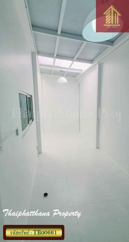 รูป เดอะ วิลเลจ บางนา กม.10 ทาวน์โฮมดีไซน์บ้านแฝด รีโนเวทใหม่ สวย พร้อมอยู่ ใกล้เมกา บางนา - รูปที่ 12/12