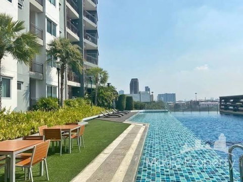 🏙️✨ FOR RENT: Supalai Park Ekkamai–Thonglor — HIGH-FLOOR MODERN LIVING!  💰 Rental Price: 12,000 THB/month!!  