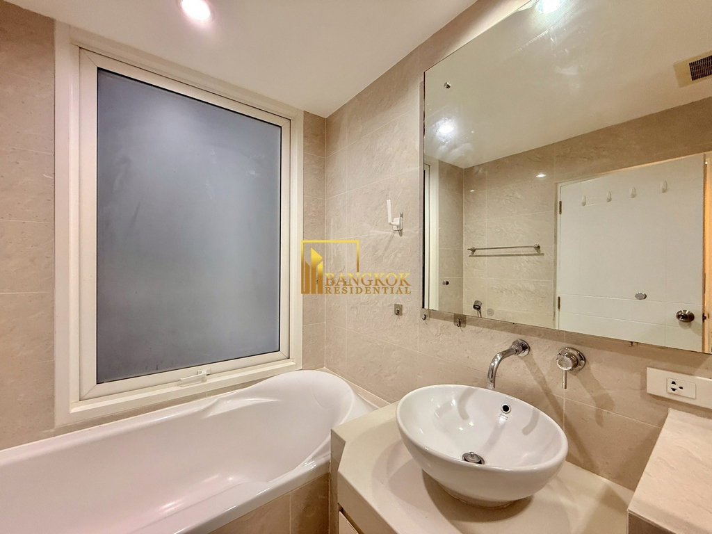รูป Baan Siri 24 | Spacious 2 Bedroom Condo in Phrom Phong Area - BR61739CD - รูปที่ 13/35