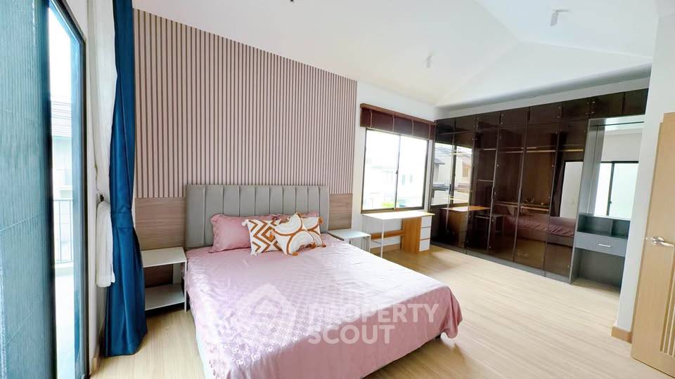 รูป บ้านเช่า 4 ห้องนอน ขนาด 200 ตร.ม. ตะเคียนเตี้ย บางละมุง ชลบุรี (ID 3005414) - รูปที่ 7/14