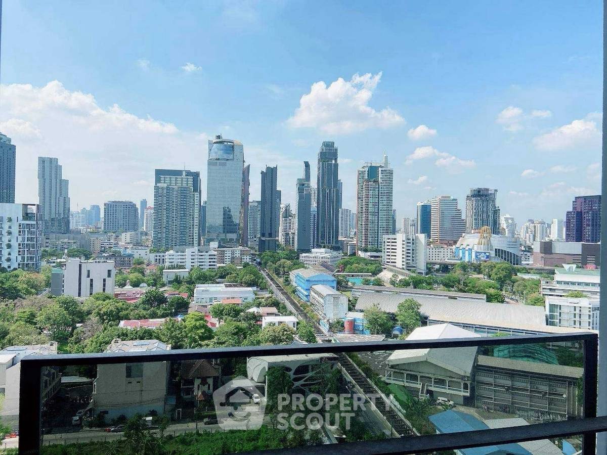 รูป ชั้น 16 คอนโด 1 ห้องนอน The Room Sukhumvit 38 ใกล้ BTS ทองหล่อ (ID 3004753) - รูปที่ 11/11