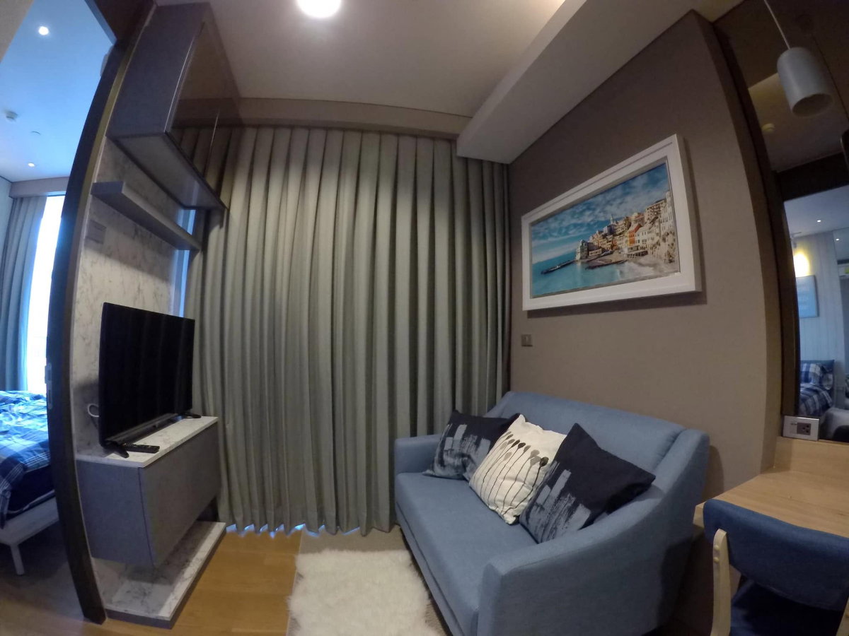 รูป Condo for RENT/SALE Park 24 𝐒𝐢𝐳𝐞 : 26 sqm. 1 Bed /1 Bath /Unblocked view 𝐅𝐥𝐨𝐨𝐫 : 29th - รูปที่ 1/7