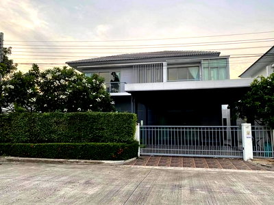 เช่าบ้านเดี่ยว รร.เตรียมอุดมศึกษาน้อมเกล้า  : HR3522เช่าบ้านเดี่ยวหลังมุม วิวสวนส่วนตัว หมู่บ้านเพอร์เฟคเพลส2 รามคำแหง 174 ใกล้รถไฟฟ้า & รร.นานาชาติ (เลี้ยงสัตว์ได้)