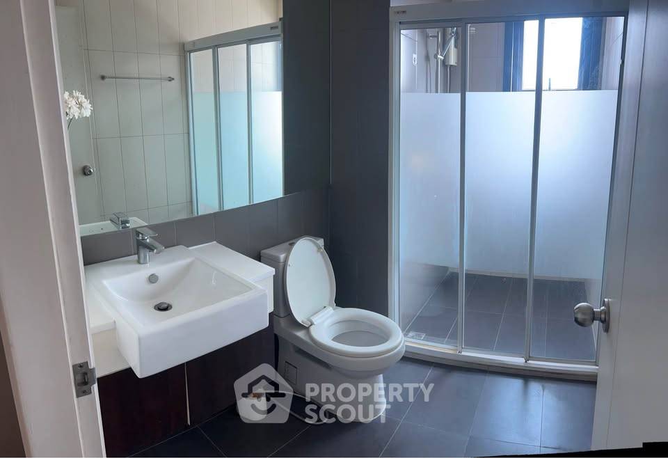 picture 1-BR 60 Sqm Condo At Centric Ratchada Huai Khwang, 100m to MRT Huai Khwang (ID 2999661) - 6/8