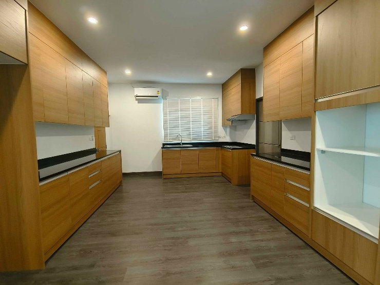 รูป 🏡✨ ให้เช่า บ้านเดี่ยว 3 ชั้น สุขุมวิท 65 (เอกมัย) จดบริษัทได้ - รูปที่ 19/26