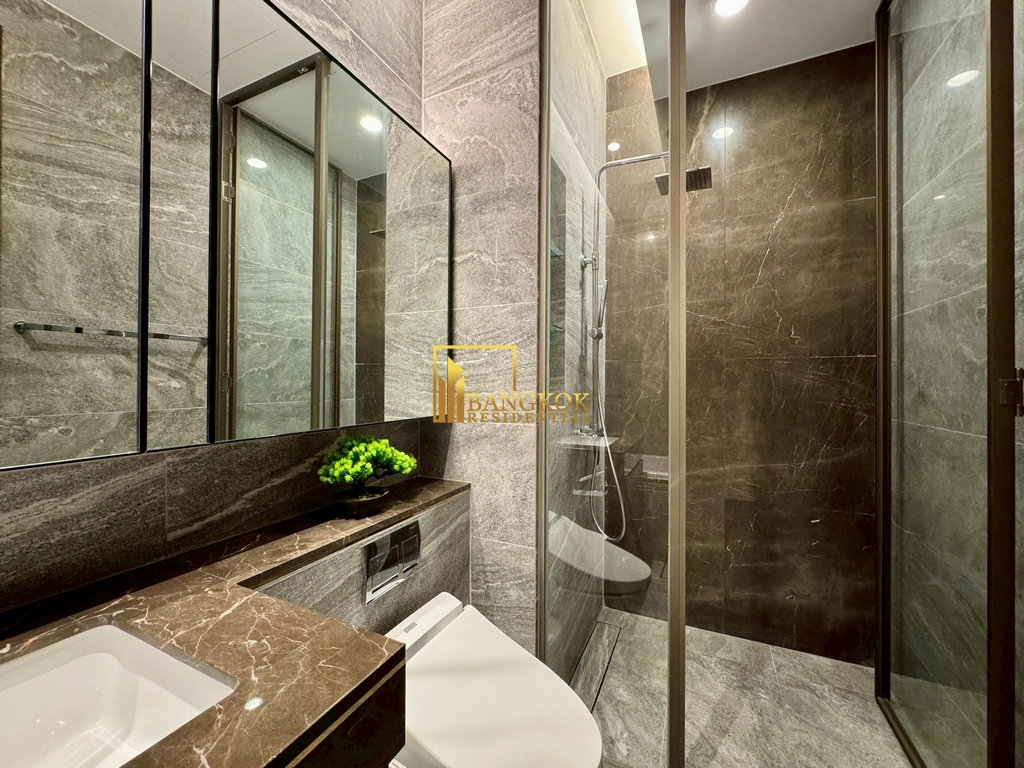 รูป The Esse Sukhumvit 36 | Chic 1 Bedroom Luxury Condo - BR12252CD - รูปที่ 19/36