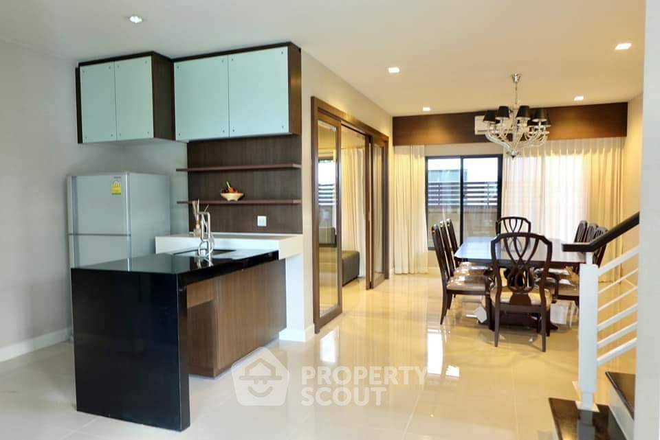 picture 4-BR House For Rent At Setthasiri Onnut-Srinakarin, Near ARL Ban Thap Chang (ID 1442279) - 3/25