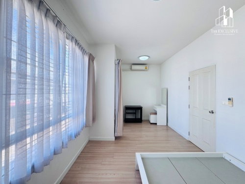 Houses for sale : Priced Below Purchase Cost! 2-Story Townhouse For Sale: Pleno Wongwaen-Ramintra (21.5 Sq.W.) –  Ready to Move In, Below Appraisal Value