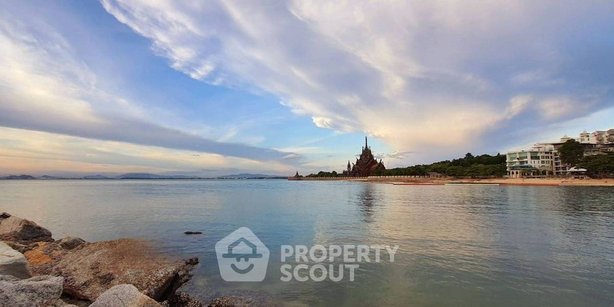 รูป ขาย คอนโด 2 ห้องนอน เดอะ แซงชัวรี วงศ์อมาต ใกล้ ปราสาทสัจธรรม (ID 2095776) - รูปที่ 1/8