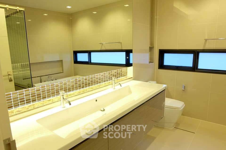 picture 4-BR House For Rent At Setthasiri Onnut-Srinakarin, Near ARL Ban Thap Chang (ID 1442279) - 18/25