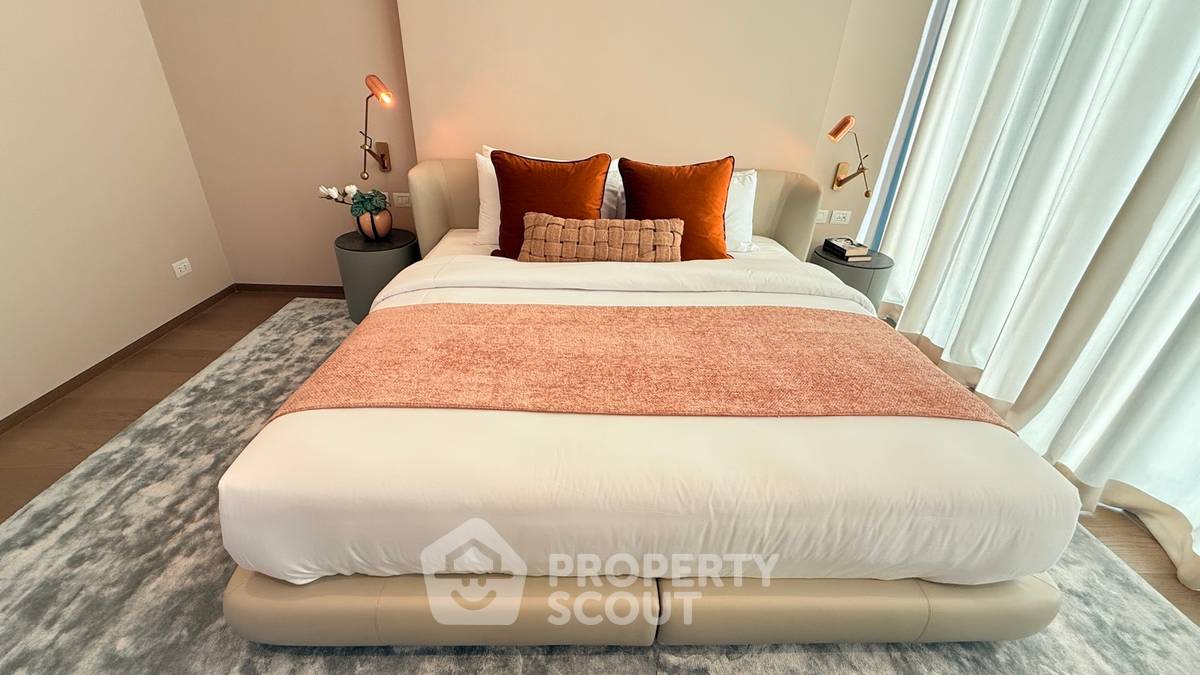 picture 1-BR Condo For Rent, Scope Langsuan 📍 200m to BTS Chit Lom (ID 3005399) - 10/15