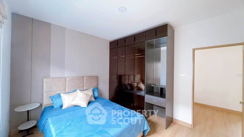 รูป บ้านเช่า 4 ห้องนอน ขนาด 200 ตร.ม. ตะเคียนเตี้ย บางละมุง ชลบุรี (ID 3005414) - รูปที่ 11/14