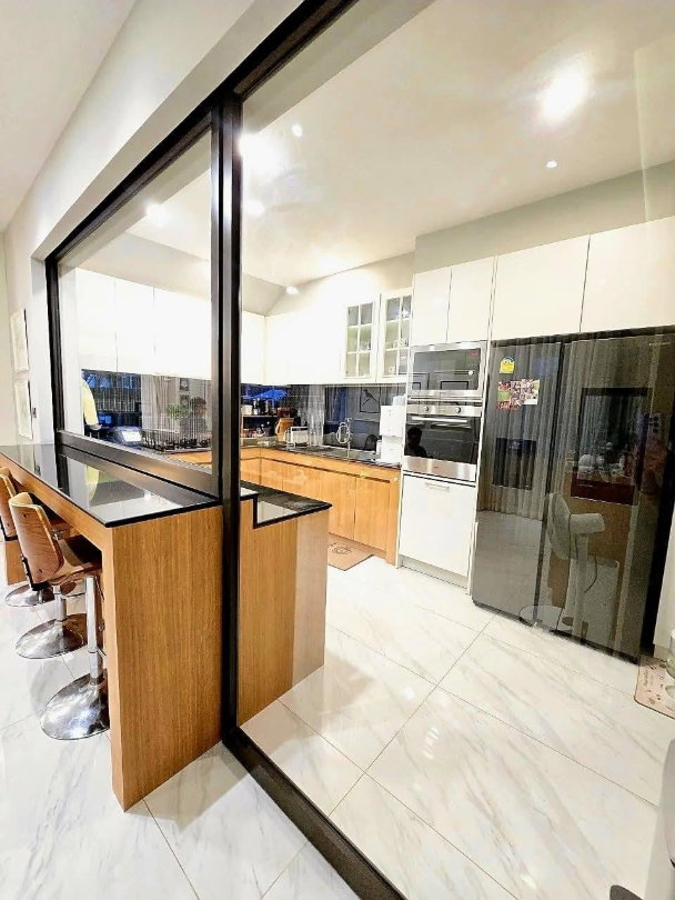 รูป 🏡 ให้เช่า Pool Villa สุดหรู ในหมู่บ้านเกรซแลนด์ | สระว่ายน้ำส่วนตัว เฟอร์ครบ พร้อมเข้าอยู่ บรรยากาศเป็นส่วนตัว ใกล้เมืองเชียงใหม่ 🌴💦 - รูปที่ 14/24