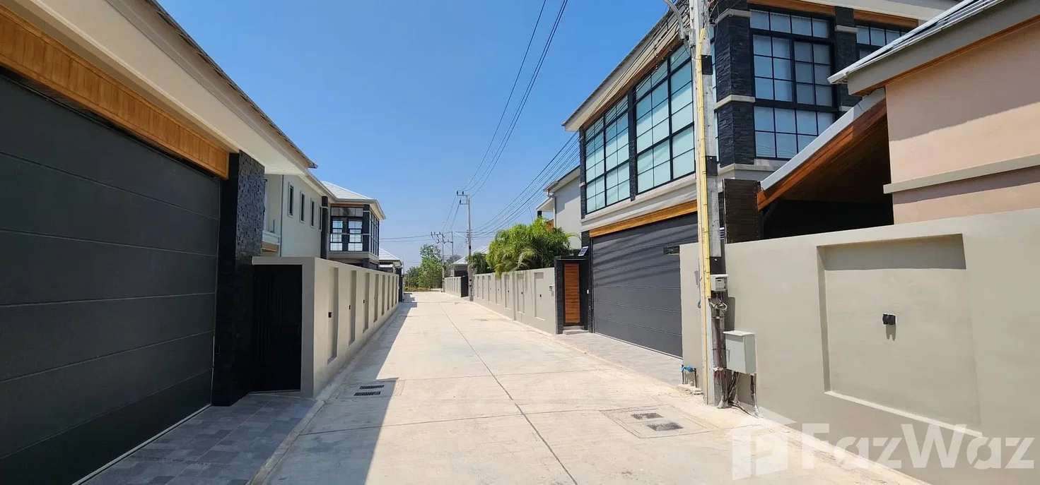 รูป วิลล่าให้เช่า 5 ห้องนอน ในโครงการ The Shades Villas 6475301 - รูปที่ 43/43
