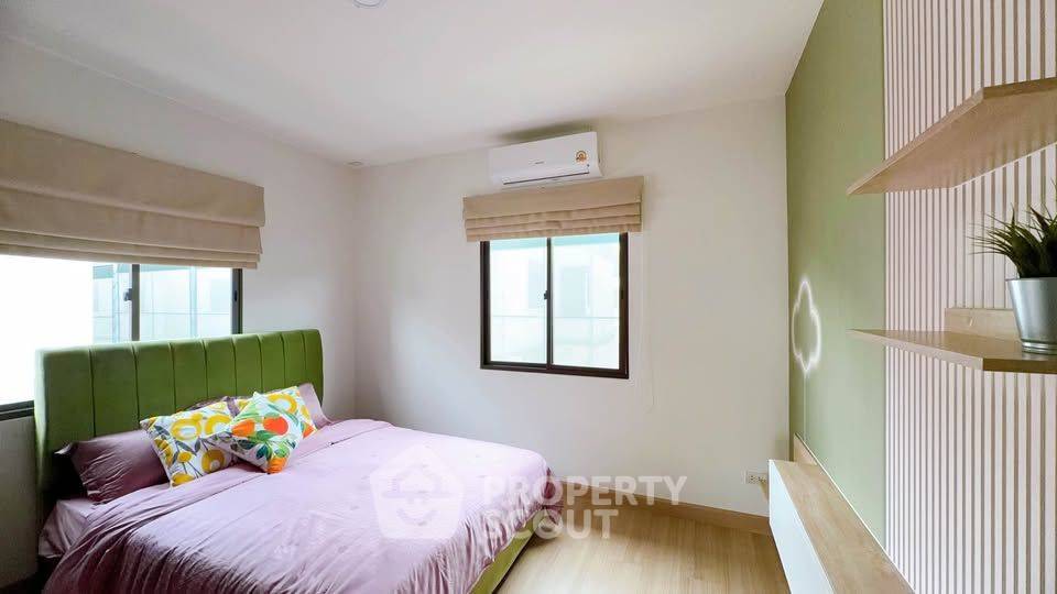รูป บ้านเช่า 4 ห้องนอน ขนาด 200 ตร.ม. ตะเคียนเตี้ย บางละมุง ชลบุรี (ID 3005414) - รูปที่ 10/14