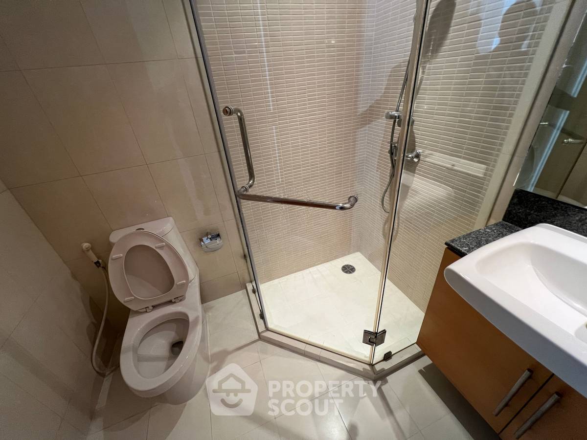 รูป ชั้น 25 คอนโด 2 ห้องนอน ให้เช่า Fullerton Sukhumvit ใกล้ BTS เอกมัย (ID 2742225) - รูปที่ 19/20