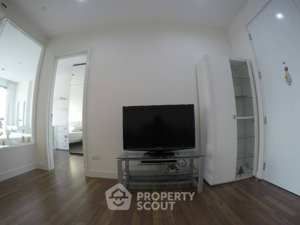 รูป ใกล้ BTS ปุณณวิถี 100 ม. ขายคอนโด 1 ห้องนอน The Room Sukhumvit 62 (ID 386655) - รูปที่ 8/12