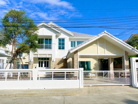 มีนบุรี เฟอร์เฟค เพลส รามคำแหง164 บ้านเดี่ยว 3 นอน 3 น้ำ ใกล้MRTมีนพัฒนา 700 ม 84 ตร.ว.260 ตร.ม. RIS 700ม. พร้อมเฟอร์ฯ