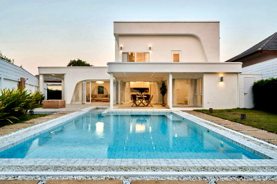 บ้านเดี่ยว ม.พายัพวิทยาเขตแก้วนวรัฐ : Luxury  Pool villa 2 ชั้น   บ้านหรูสไตร์โมเดิร์นหรู ดีไซน์ทันสมัย  พร้อมสระว่ายน้ำในตัว  #C3MG100306