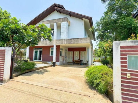 ขายบ้านเดี่ยว หมู่บ้านลานนาซิตี้ ปาร์ค เมืองเชียงใหม่ ทำเลดี เดินทางสะดวก รับสัตว์เลี้ยง (R1243) T.0946511456