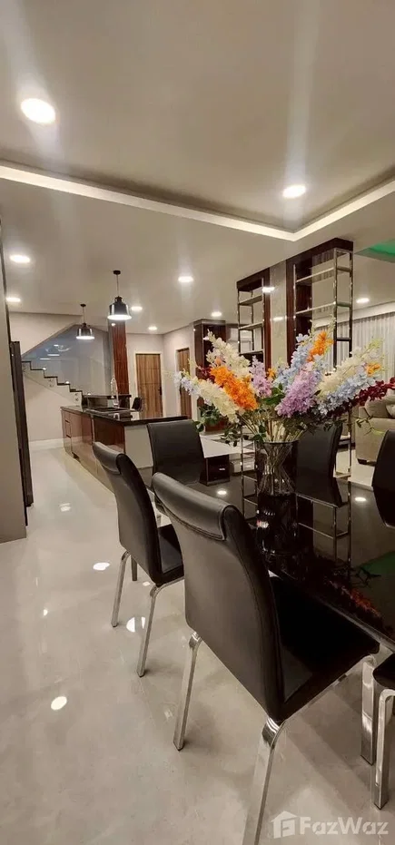 รูป วิลล่าให้เช่า 5 ห้องนอน ในโครงการ The Shades Villas 6475301 - รูปที่ 10/43