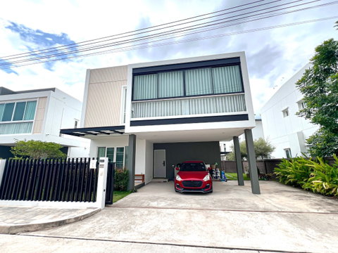 บ้านเดี่ยว 2 ชั้น บ้านในโครงการพร้อมคลับเฮ้าส์และสระว่ายน้ำ ในโครงการคุณภาพ # ช้างเผือก ราคาเพียง 7.8 ล้านบาท #C2MG100188