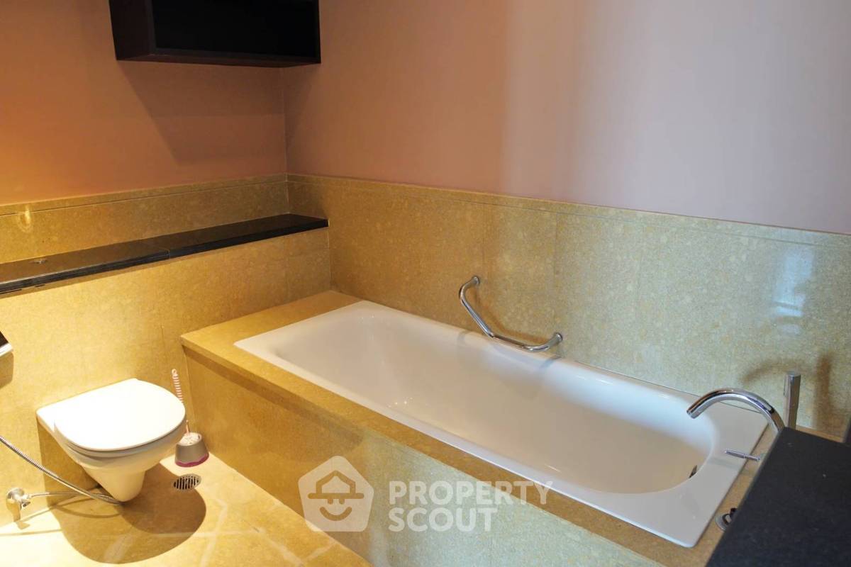 รูป คอนโด 2 ห้องนอน 91 ตร.ม. ชั้น 23 ที่ Sky Villas Sathorn ใกล้สาทร (ID 3007068) - รูปที่ 18/20