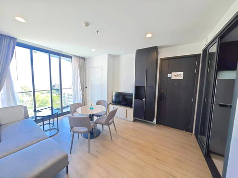 Edge Central Pattaya Condo for Sale 2Bedroom Sea View