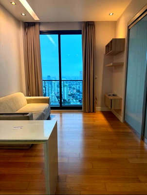 Condos for sale : S060041 Equinox