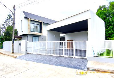 บ้านเดี่ยว ม.พายัพวิทยาเขตแก้วนวรัฐ : ขายบ้านเดี่ยว2 ชั้น  บ้านติดริมน้ำท่ามกลางธรรมชาติ โครงการเงียบสงบเงียบสงบ  เฟอร์บิ้วอิน  #C3MG100292