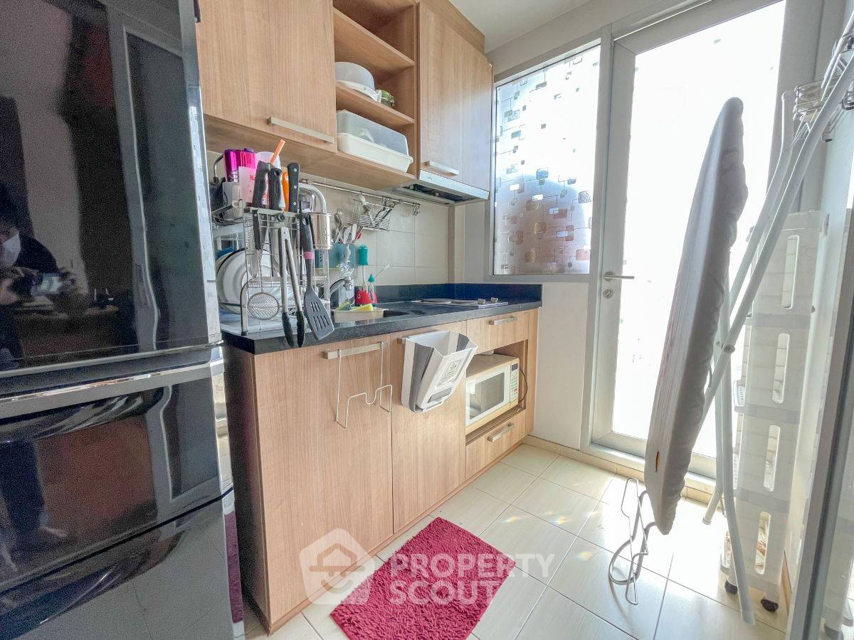รูป คอนโด 2 ห้องนอน ราคาเหมาะสม ที่ Hive Taksin ห่าง BTS วงเวียนใหญ่ 100 ม. (ID 2570204) - รูปที่ 10/11