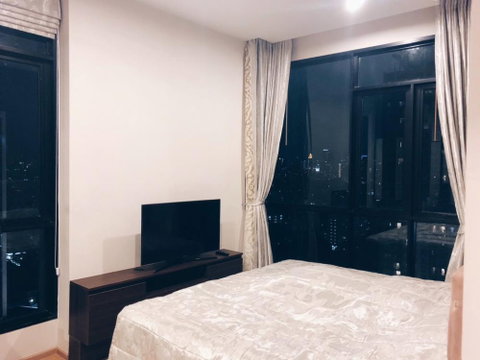 🌆💎 FOR RENT: The Capital Ekkamai–Thonglor — SPACIOUS LUXURY HIGH-FLOOR LIVING!  💰 Rental Price: 32,000 THB/month!!  