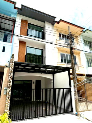 Townhouses for sale : Townhouse for sale : Sarannon Village - Pakkret, Size 18 square wah, 4 bedrooms 3 bathrooms, Fully furnished
