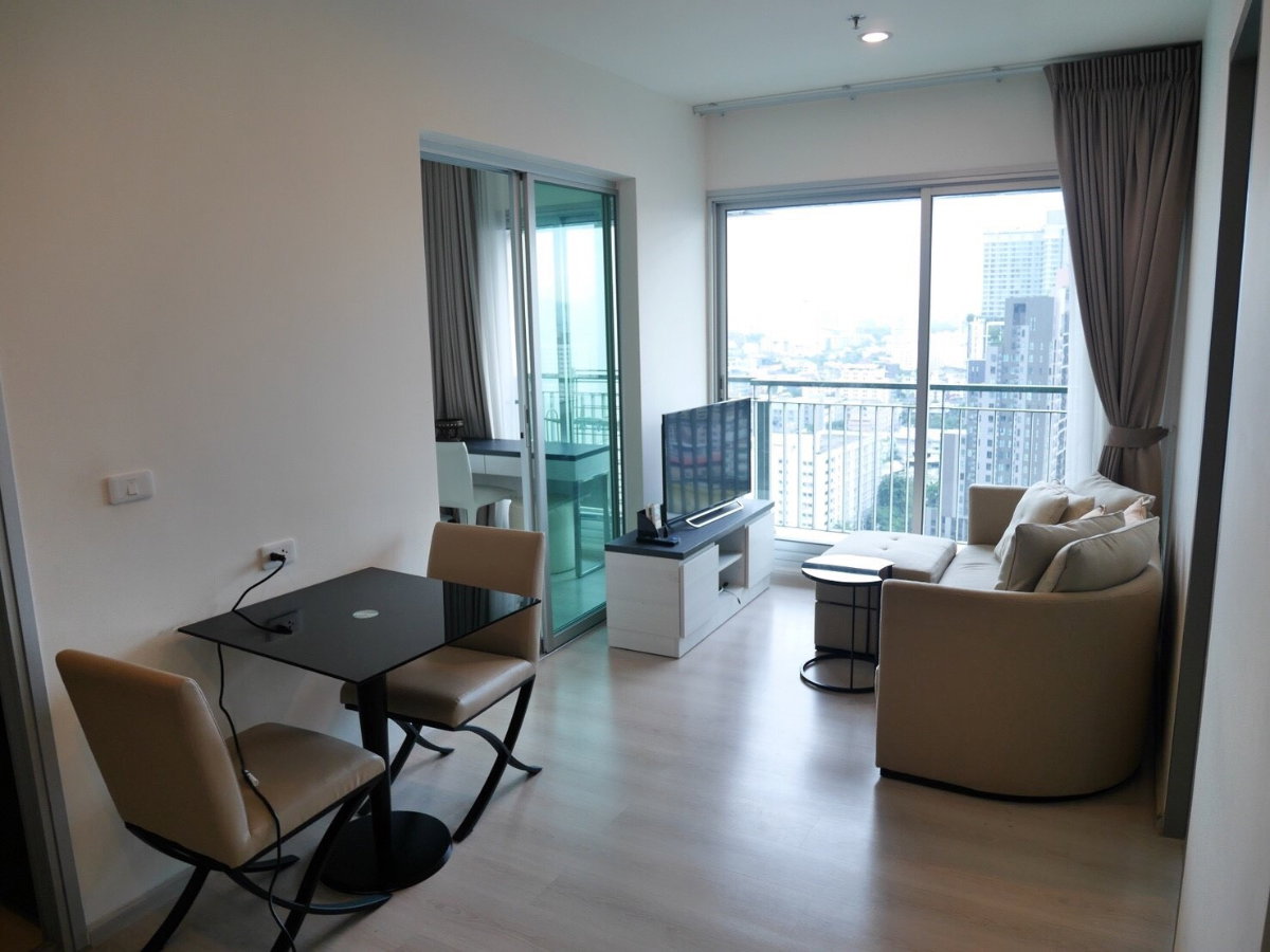 รูป life ratchadapisek ให้เช่า พร้อมเข้าอยู่ห้องใหญ่ 2 นอน  - รูปที่ 1/9